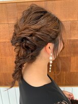 アンチ(ANTI)&nbsp;編みおろしおよばれアレンジ