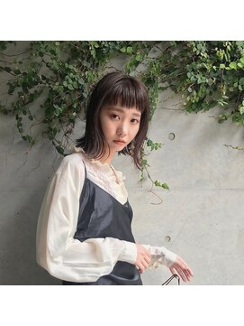 ブラウン (BROWN) 切りっぱなしボブ