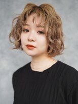 オジョマノ(OjOmano)&nbsp;ケアブリーチダブルカラーインナーカラーハイライト20代30代前髪