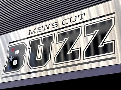 バズ(BUZZ)の写真