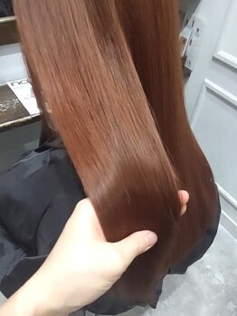グランヘアー 豊岡店(GRAN HAIR)の写真/【Aujua取り扱いサロン】★お客様一人ひとりに合わせたトリートメントを選定。仕上がりも格別な艶髪が叶う!