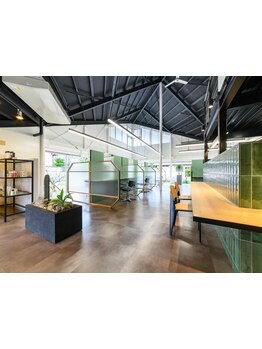 5/22NEWOPEN岡崎市☆カット技術はもちろんカラーやヘアケアなどの分野のスペシャリストが揃う上質サロン