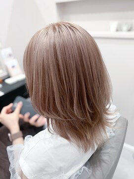 アウラヘアーサロン(aura hair salon) ミルクティーベージュ