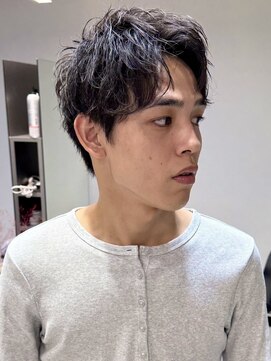 ファルベ(Farbe) フェザーパーマ/サーフカール/刈り上げセンターパート/波巻き