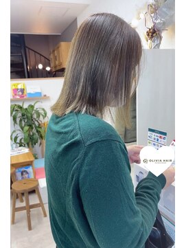 オリビアヘアー(OLIVIA HAIR) 赤みを抑える大人オリーブカラー
