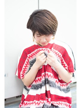 ノイン(noine) 計算された脱力感で即お洒落な女の子に。