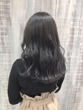 ルシール バイ アリア(Lucir by aria) シルバーグレー♪