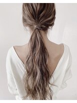 Belleヘアカラー　アレンジしても浮き出るハイライト《銀座》
