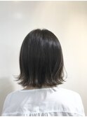 グレージュでつくる外ハネボブ