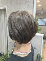 エルド(eld)&nbsp;ベージュ×ショートボブ【40，50代 大人かわいい】