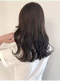 ベージュカラー