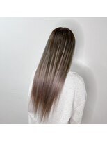 ブランシスヘアー(Bulansis Hair) シルバーグラデーション