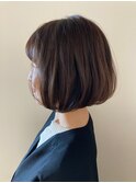 ベージュブラウン シンプルボブ