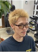 スパイキーな金髪ベリーショート[池袋/池袋駅/メンズ]