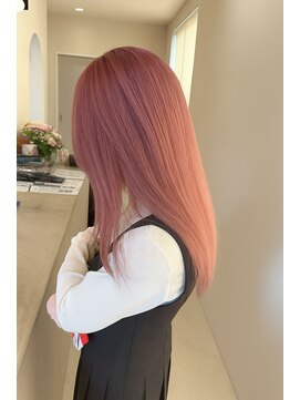 ヨンド(yond) ホワイトピンクベージュミディアムレイヤー顔まわり前髪群馬太田