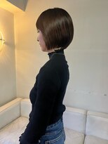 タヴィ(Tavi) ショートボブの伸ばしかけヘア/小顔ヘア/ショート/ショートヘア