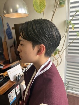 カットクラブロイヤルヴォックス(CUT CLUB ROYALVOX) センターパートマッシュ