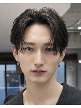 ポーチバイハニー オモテサンドウ(PORCH by HONEY omotesando) 横浜/フェザーパーマ/センターパート/ナチュラルヘア/韓国