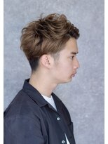 スタジオ 渋谷 原宿(Stujio)&nbsp;爽やかな印象でくせ毛を活かしたツーブロックスタイル