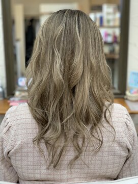 ビーカット(Be cut) ハイトーン+ハイライト