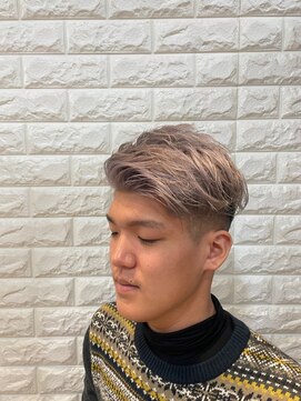 ティエル(Tiele) ホワイトメンズx DAIKI