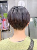 マッシュショート、コスメストレート、暗髪、ミニマムショート