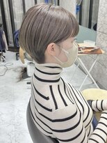 ラテ(latte)&nbsp;グレージュ×マッシュショート