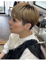 コンパス(COMPASS)&nbsp;マニッシュマッシュにペールベージュ