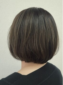 アローズヘアバイファースト(ARROWS hair by FIRST)の写真/【北区/白髪染め】 大人女性のためのエイジングケアサロン。髪悩みを抱える大人女性に最適なご提案を。