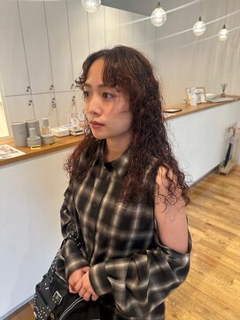 ルッツ(Lutz. hair design) curly perm 0614