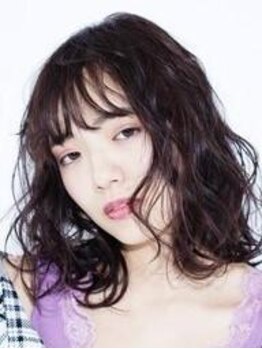 ヒロノタクヤの写真/乾かすだけで決まるスタイルに*毎朝のコテ巻きから卒業！幅広いデザインであなたに一番似合うパーマを