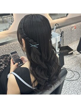 アリエス 八重洲店(Aries) ねじりハーフツイン