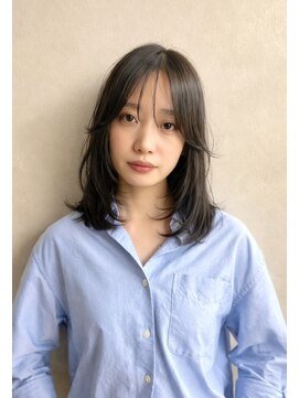 キイ ギンザ(k.e.y GINZA) ミディアムレイヤー/レイヤー/レイヤーカット/バタフライカット