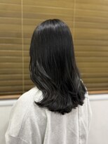 ヒュッゲ(Hygge) 透明感抜群イルミナカラー