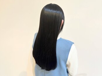 アトリエコア(Atelier Coa)の写真/毛先の広がりが気になる方でも、髪質改善トリートメントでまとまりとツヤのある質感に＊[長町南/白髪染め]
