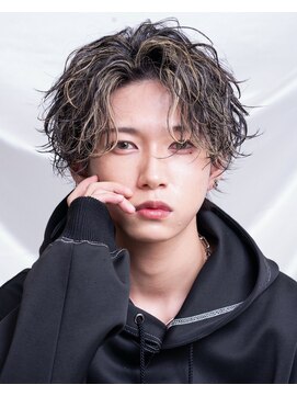 アイトーキョープラスシー 横浜(AI TOKYO+Sea) 縦落ちツイストスパイラルパーマ/縦落ちシャドウパーマ/横浜駅
