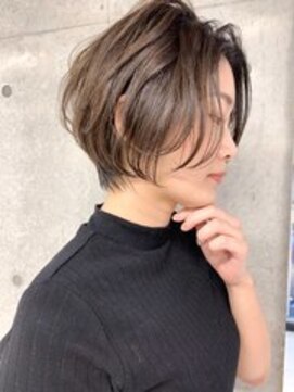 スウィープ 平尾(sweep) 切りっぱなしボブ 外ハネボブ 顔周りレイヤー ベージュカラー