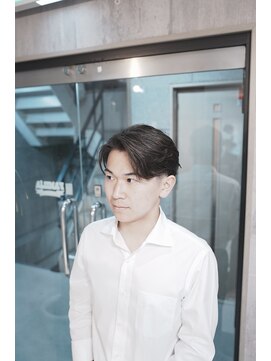 ファミリア 平野(familia) 毛流れテーパーフェード