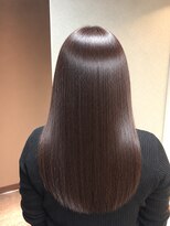 ウイバイファースト(u'i by first) 思わず触れたくなる、ツヤ髪ロングスタイル♪