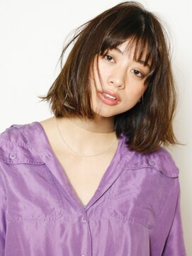 ケイトテイラー(KATETAYLOR) 【KATE】ハンサムレイヤーボブ×シアベージュ