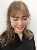 ミントベージュ　ミディアム