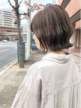 シームリー 千田町店(Seemly)の写真/ブリーチを使わず透明感を出し、柔らかな質感&ダメージレスな仕上がりに♪トレンドカラーはお任せ下さい☆