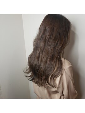 コロ(COLO) 【COLO 丹澤　智子】艶キラ！アッシュカラー