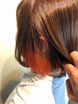 ナフィ バイ エイム 町田店(Nafie by eim) ビタミンカラー/大人ショートボブ/インナーカラーオレンジ/小顔