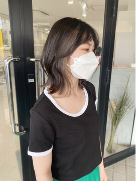 エンリッチヘア(enrich hair) ミディアムレイヤー　インナーグレージュ