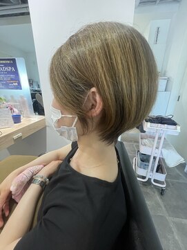 ボンド(hair salon bonD) 【#髪質改善#ハイライト#白髪ボカシ#ショートボブ】