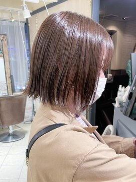 ヒビヲ(HIBIO) 大人ショートボブ切りっぱなしボブレイヤーボブタッセルボブ30代