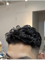 トニオズバーバー(Tonio's barber) 癖毛×フェード