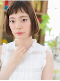 オン眉斜めバング前下がりツヤ髪丸みボブc6戸頭20代30代40代