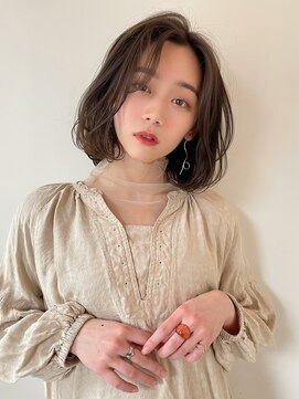 オムニス 表参道(Omnis) ハイレイヤー/ミディアム・ボブ/20代/30代/顔周り・フェイス